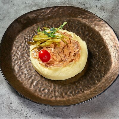 Бефстроганов с картофельным пюре в GASTROFISH по цене 957