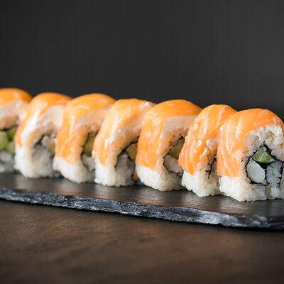 Ролл Сенсей в Mesto Sushi & Grill по цене 450