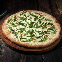 С форелью D33 Пицца на тонком тесте в Пицца Хаб