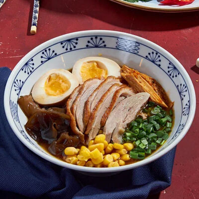 Суп Рамен с уткой по-пекински в Чина по цене 540 ₽