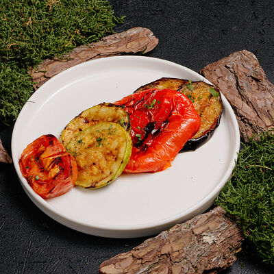 Овощи грильв Реконструкция по цене 350 ₽