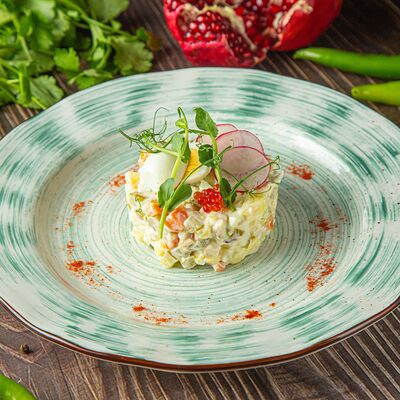 Оливье с говядиной в Ela по цене 639 ₽