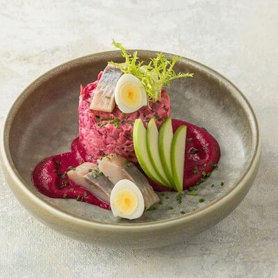 Сельдь под шубой в На Парах по цене 265