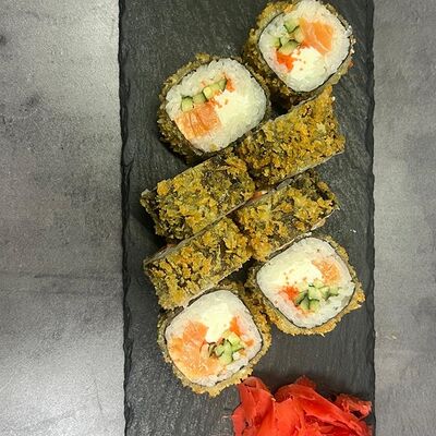 Ролл Темпура с лососем в Лось Лосось по цене 700 ₽