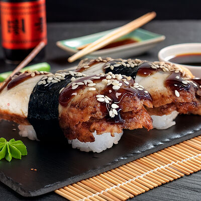 Суши Угорь в Yorokobi по цене 700 ₽