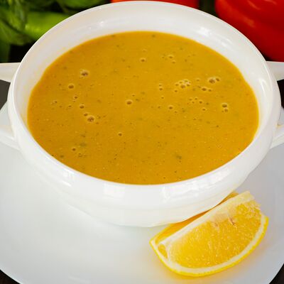 Крем-суп из чечевицы в Луна по цене 410 ₽