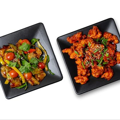 Комбо Курочка Кампунги и салат из баклажанов Чосон в Корейское бистро. Чосон по цене 1370 ₽