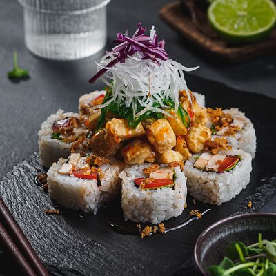 Ролл с хрустящими баклажанами в Мушу по цене 375