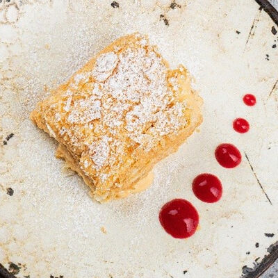 Наполеон с заварным кремом в Smokery по цене 520 ₽