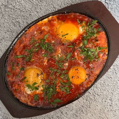 Шакшука в Гастропапы по цене 470 ₽
