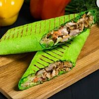 Шаурма в чесночном лаваше в Doner & Grill Шашлык шаурма