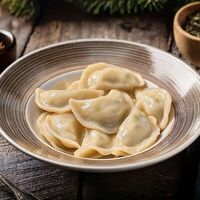 Вареники с картофелем и лесными грибами в Андриана
