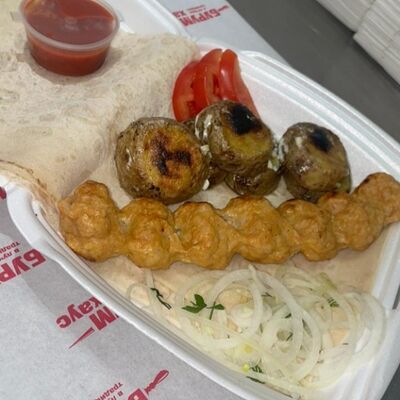 Люля-кебаб из телятины с картошечкой в Бурум Хаус по цене 530 ₽