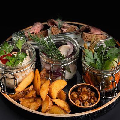 Закуска к крепкому в РАХАТ по цене 830 ₽