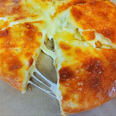 Хачапури по-имеретински в Мангал House по цене 560 ₽