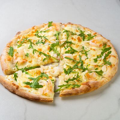 Пицца Сливочная с креветками в Акула парк по цене 900 ₽