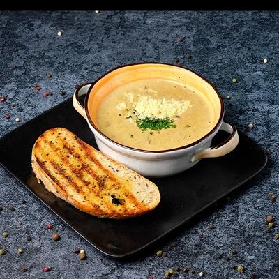 Суп сливочно-сырный в Mesto Sushi & Grill по цене 420