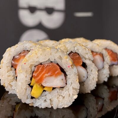 Ролл Дакота в Maxxi cafe по цене 720 ₽