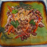 Салат Тбилиси в Saperavi Грузинская кухня
