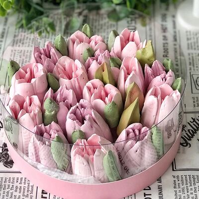 Зефирные тюльпаны в Fujibox по цене 2100 ₽