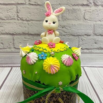 Пасхальный кулич с зайчиком в Шашлык & Пицца по цене 1450