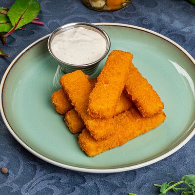 Рыбные палочки с соусом тартарв Космос по цене 350 ₽