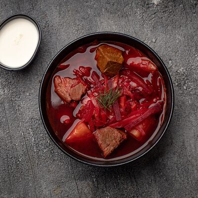 Борщ по-домашнемув Suli & Co по цене 395 ₽