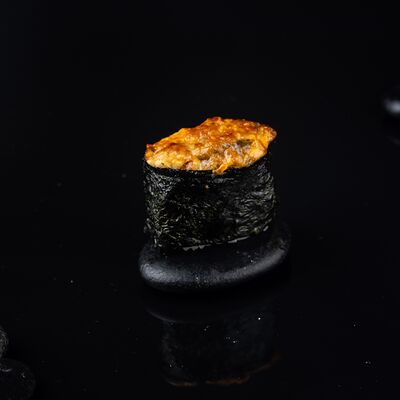 Запеченный гункан с угрем в Татаки по цене 239 ₽