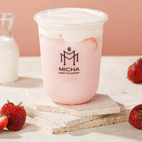 Молоко с клубникой и крем-чизв Micha Bubble Tea & Bakery
