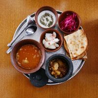 Дизи санги в Mustang Lounge Cafe