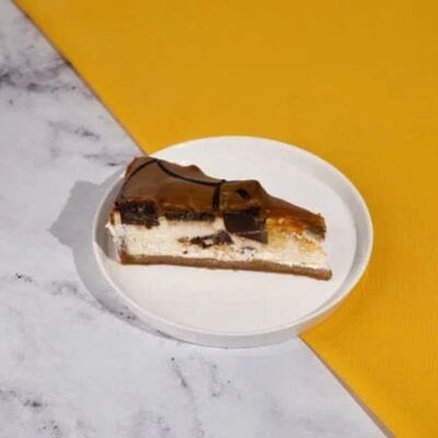 Пирожное Чизкейк Брауни в Пекарня Буханка по цене 289 ₽