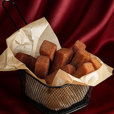 Гренки Чесночные в Mokka Lounge по цене 380 ₽