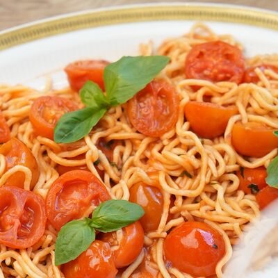 Spaghetti al pomodoro в La Piada по цене 1160 ₽