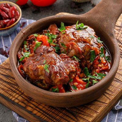 Говяжьи хвосты с пшеницей в Двор Помидор по цене 990