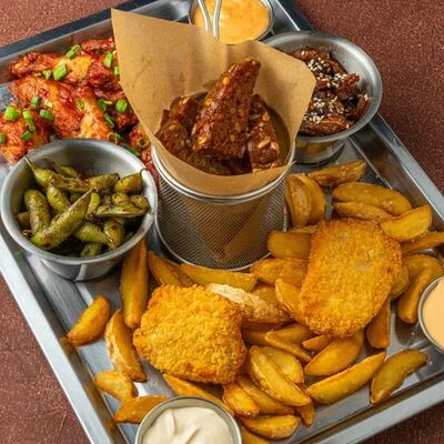 Набор закусок №2 в Гастробар Дружба по цене 1550 ₽