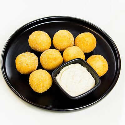 Сырные шарики в SushiShark по цене 329 ₽