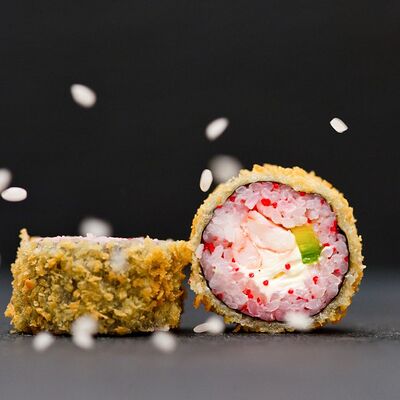 Калифорния темпура в Дзиро суши-бар по цене 700 ₽