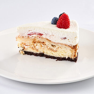 Фирменный торт Upside Down Cake (порция) в Udcкафе Upside Down Cake по цене 560 ₽