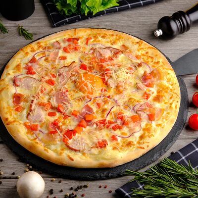 Пицца Карбонарав Несушка по цене 570 ₽