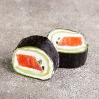 Сашими с копчёным лососем в КИДЗИ FISH