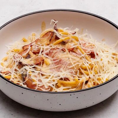 Паста Карбонарав Амстердам по цене 455 ₽