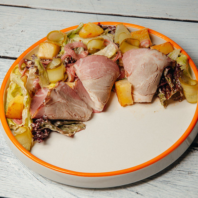 Салат немецкий с бужениной в Овертайм по цене 470 ₽