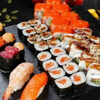 Gou Нияма сет в Самурай SUSHI PREMIUM