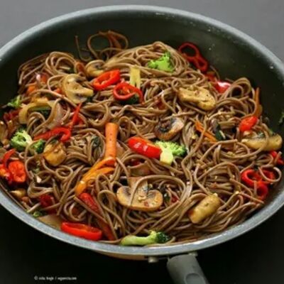 Соба с креветкойв Азиатка по цене 530 ₽