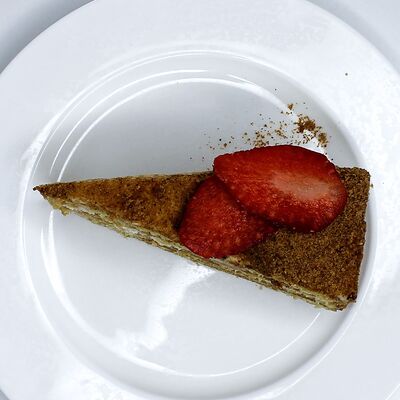 Медовик в Стейк & Эггс по цене 429 ₽