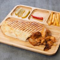 Донер с бастурмой в Локанта