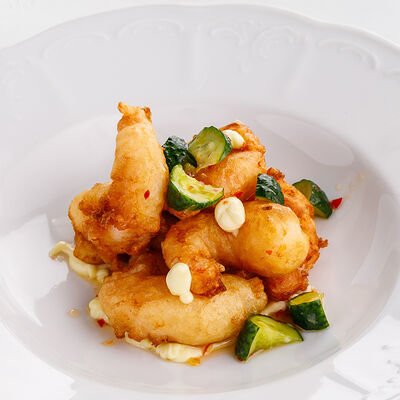 Креветки в темпуре с соусом васаби в Волга-Волга по цене 990 ₽