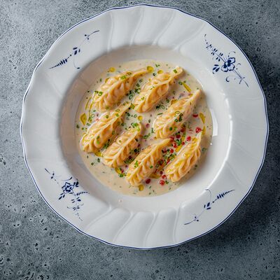 Пельмени с морепродуктами в Раковая на Новых Черемушках по цене 1150 ₽