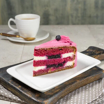 Торт Лаванда с Черникой в Рестомаркет Китчен по цене 304 ₽