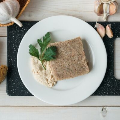 Студень мясной в За плетнём по цене 230 ₽